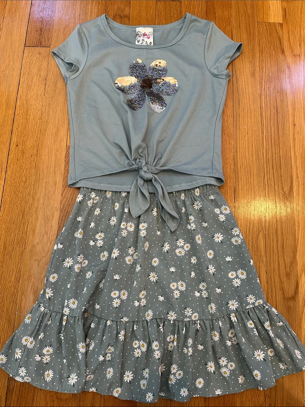 8 assorted summer girls Bundle, size 10, new/like new